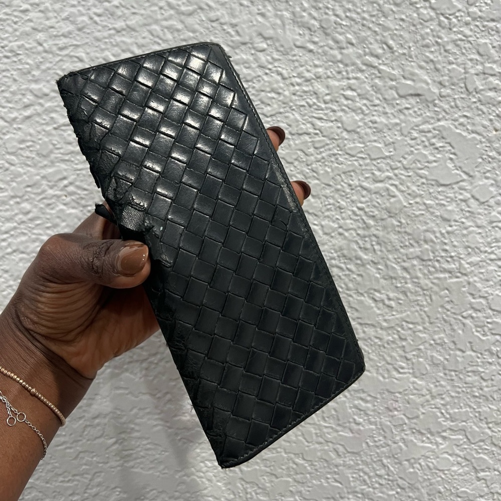 - Bottega Veneta leather flap wallet available‼️ - Picture 2 of 12